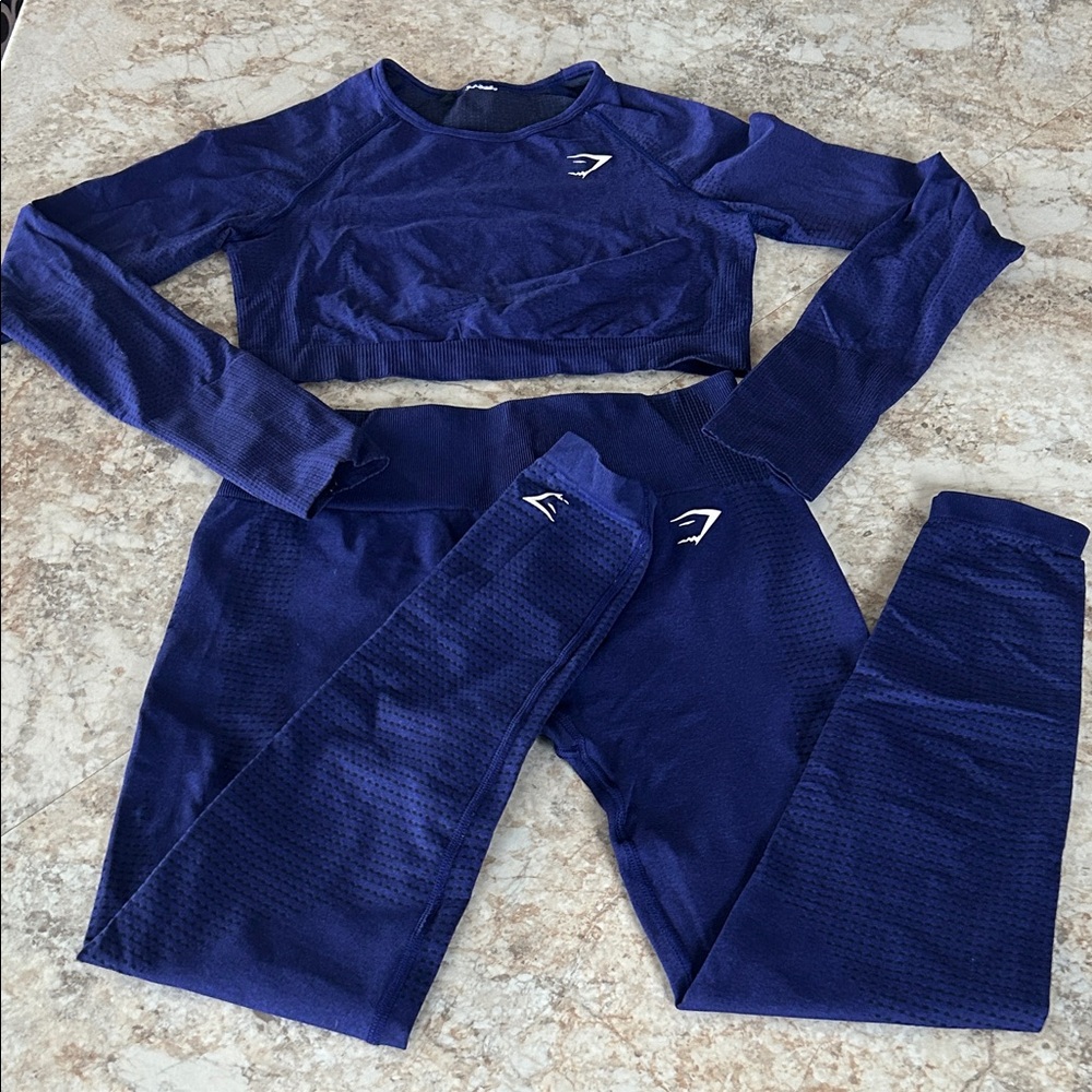 Gymshark Cropped Top and Leggings Set